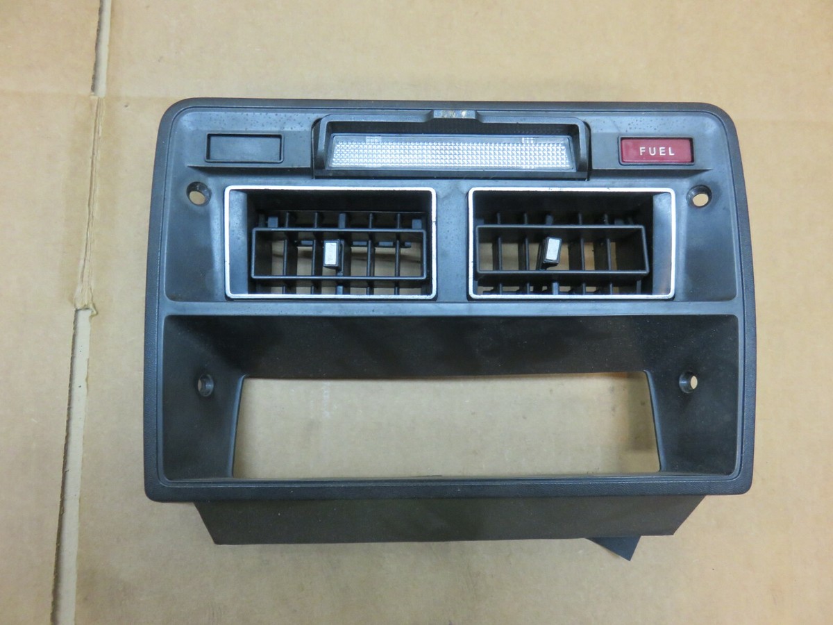 1976 DATSUN 280Z DASH CENTER A/C VENT CLIMATE TRIM BEZEL | eBay