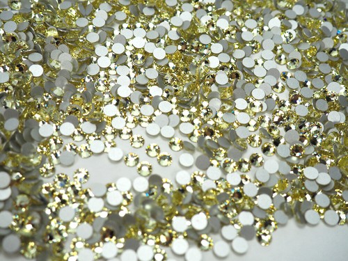 Jonquil, yellow Preciosa Genuine Czech Viva MAXIMA Flatback Rhinestones - Picture 4 of 10