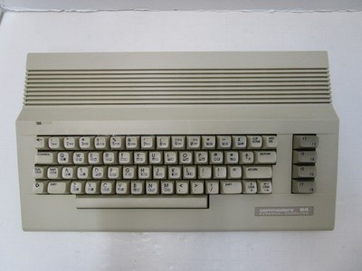COMMODORE 64C COMPUTER 250469 HEATSINKS C64C TESTED AND WORKING L#X39  