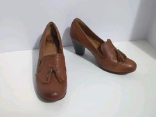 Sofft Loafer Pumps Size 8.5 M Brown Leather Comfort Shoes Vintage Style Classic 