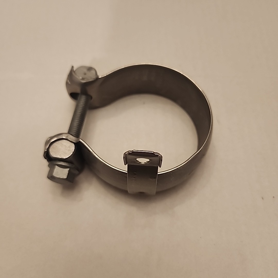 2011-2015 2018-21 Dodge Durango Grand Cherokee 3.6L Exhaust Clamp 68077936AA