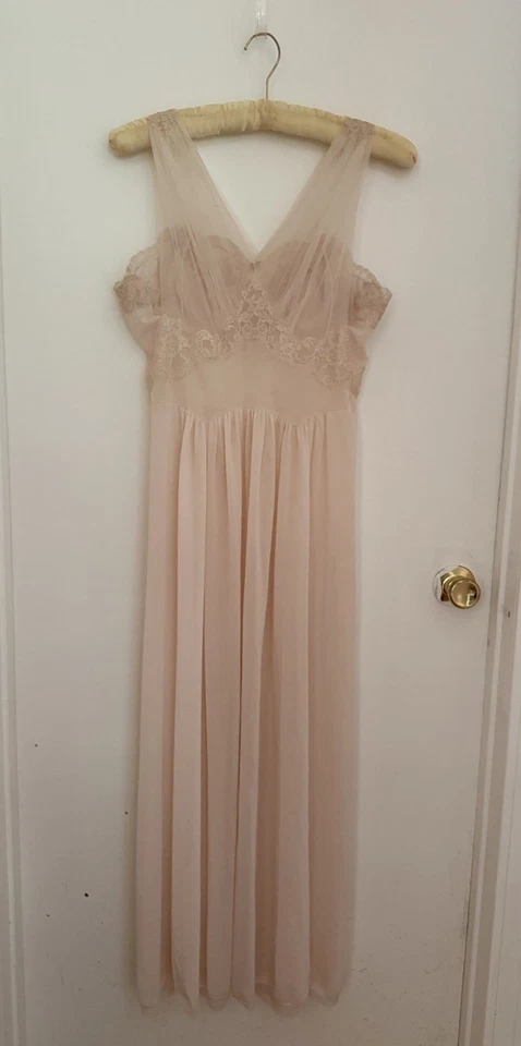 Negligee años 60 Foto 2 de 4