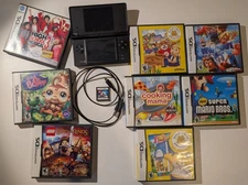 Nintendo DS Console, 9 Games, stylus, usb cord, all working