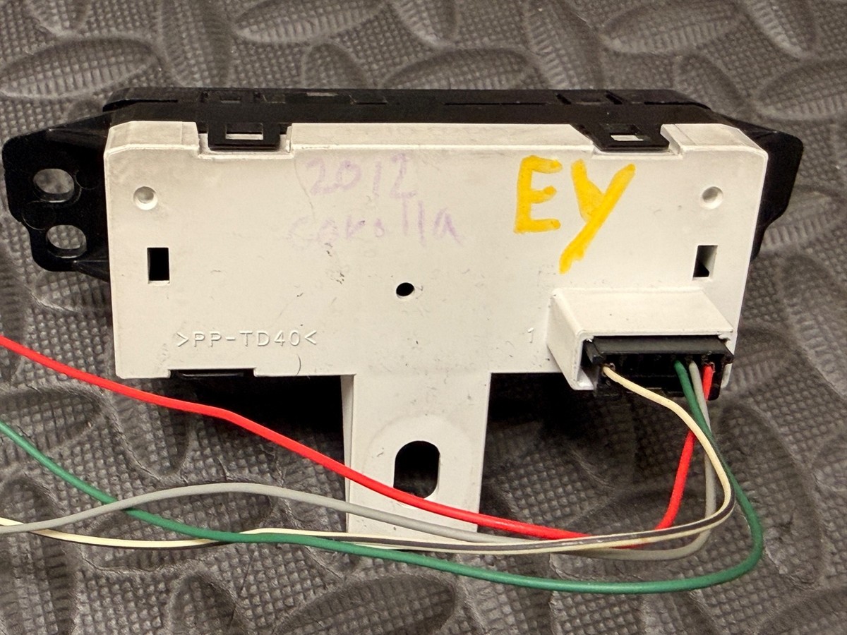 2012 2013 12 13 TOYOTA COROLLA CENTER DASH DIGITAL CLOCK DISPLAY