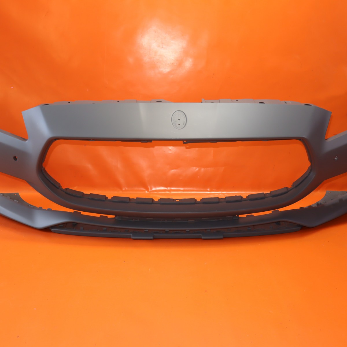 MASERATI QUATTROPORTE FRONT BUMPER 2018 2019 2020 2021 673006997 RECONDITIONDED