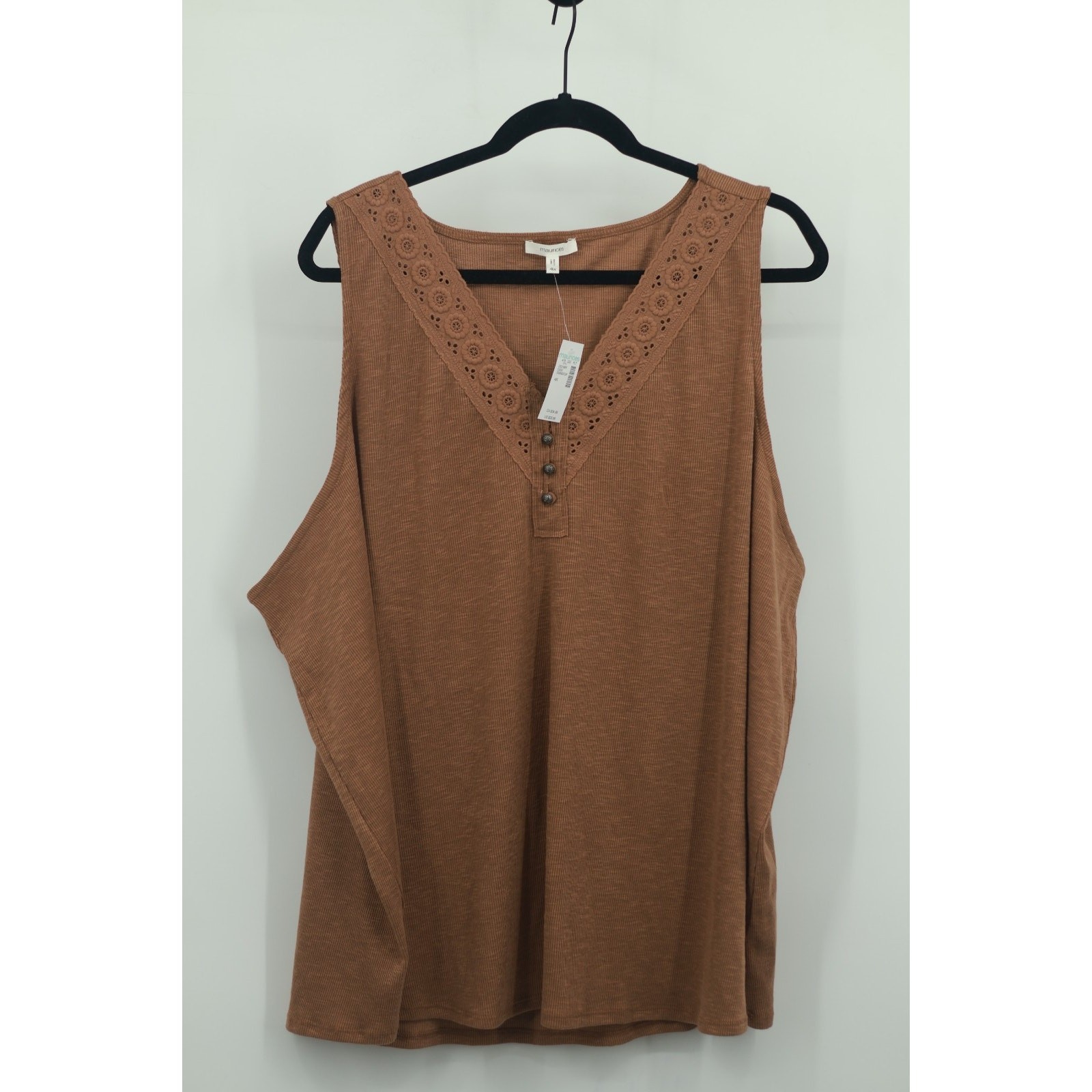 Maurices Women's Crochet Yoke Henley Tank Top 4X Plus Size V-Neck sleeveless