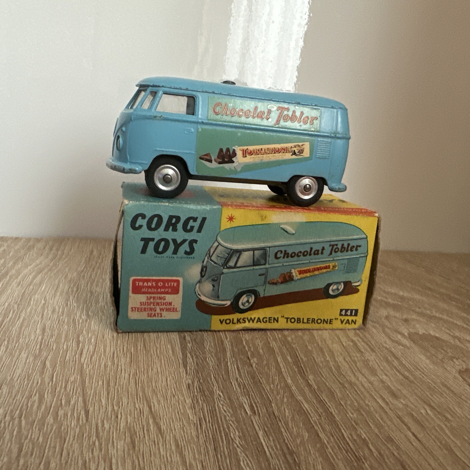 Corgi 441, Volkswagen Van - Free Price Guide & Review
