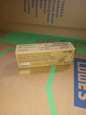 Xerxo  Genuine 106R01595  Magenta . 6500 6505 