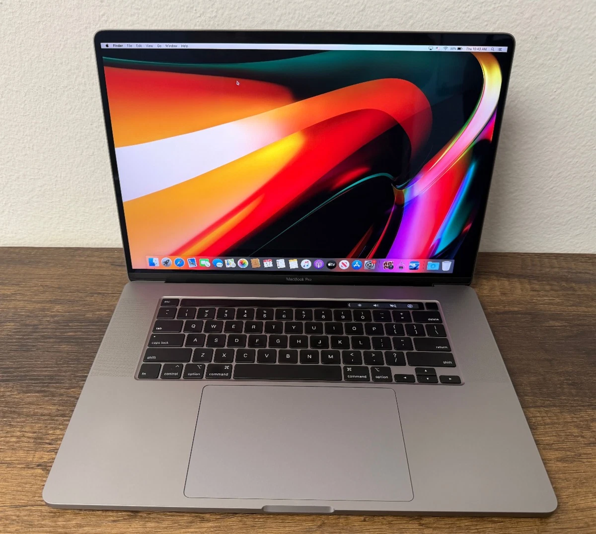25+ MacBook Pro Intel Core i9 9th Gen. Apple Laptops for sale