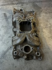 Edelbrock 5001 Torker Ii 2 Aluminum Intake Manifold Holley Small Block Chevy 350 Edelbrock 5001 Torker Ii 2 Aluminum Intake Manifold Holley Small Block Chevy 350