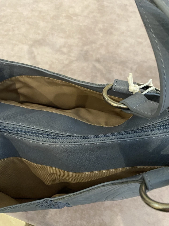 Cartera de cuero The Sak Bolinas Maritime Wave en relieve Foto 4 de 4