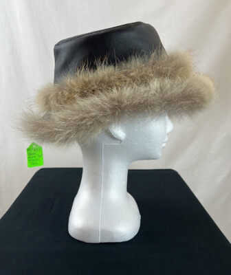 FURS BY CLYDE BURTRUM Vintage Handmade Genuine Fur & Leather 