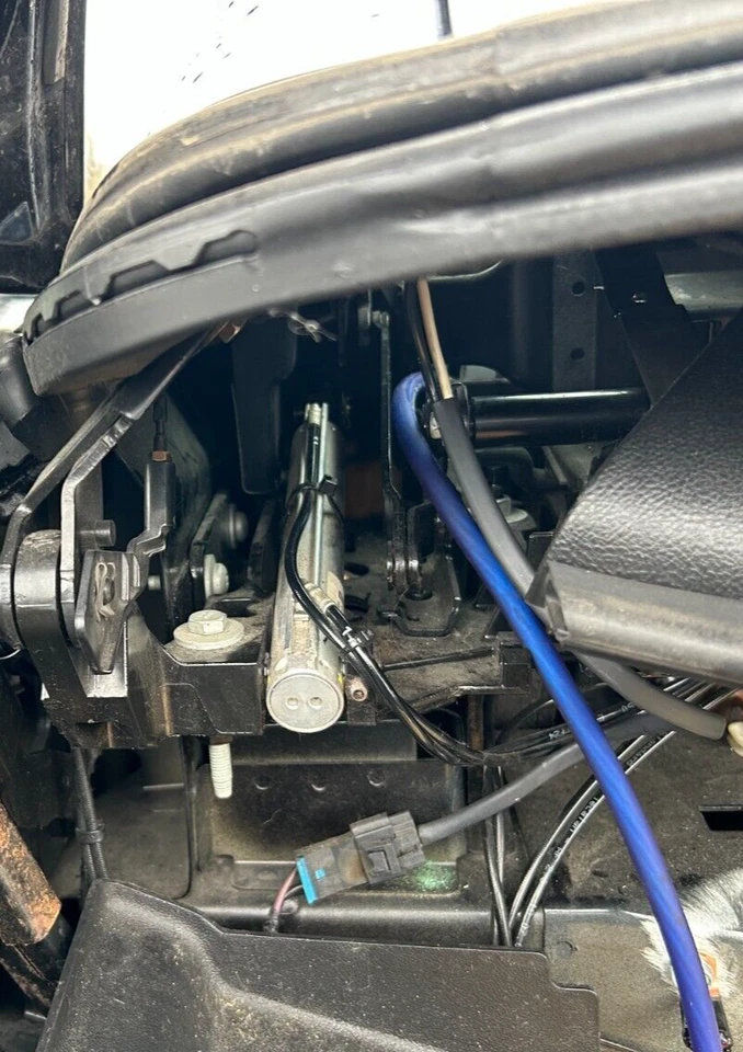 06 07 08 09 Pontiac G6 Convertible Hard Top Hydraulic Cylinder Lift Ram Foto 3 de 3