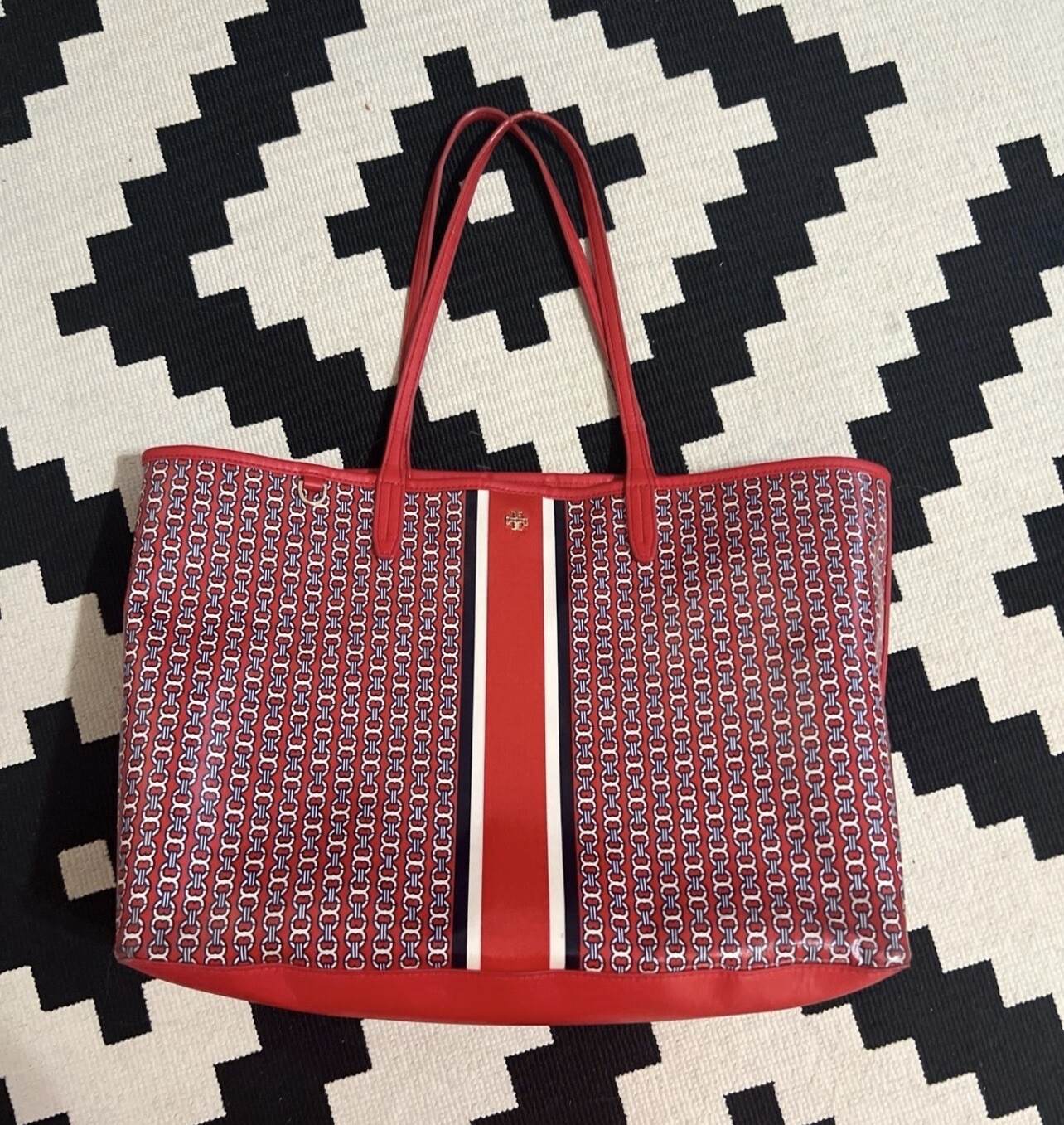 tory burch gemini link top zip tote