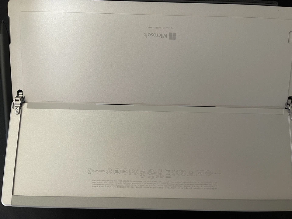 Microsoft Surface Pro 6 i5-8350U 1796 12,3 дюйма i5-8350U 8 ГБ RAM 256 ГБ с ключом MS. - Изображение 3 из 4