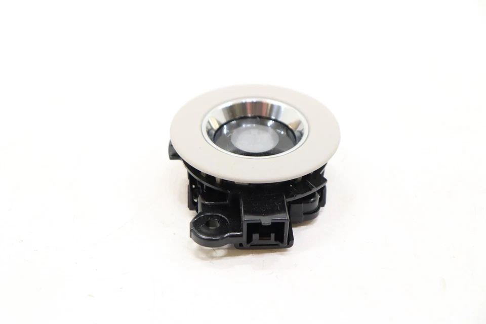 Luz interior Honda HRV 2023 Foto 2 de 4