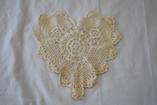 VTG 1990's Crochet Heart Shaped Doily EUC Ivory Ecru