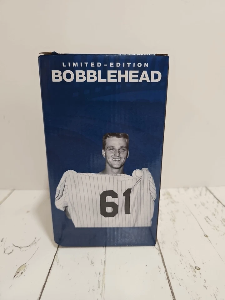 New York Yankees 2023 Roger Maris SGA Bobblehead 61 jonrón Aaron Judge 20/08/23 Foto 3 de 4