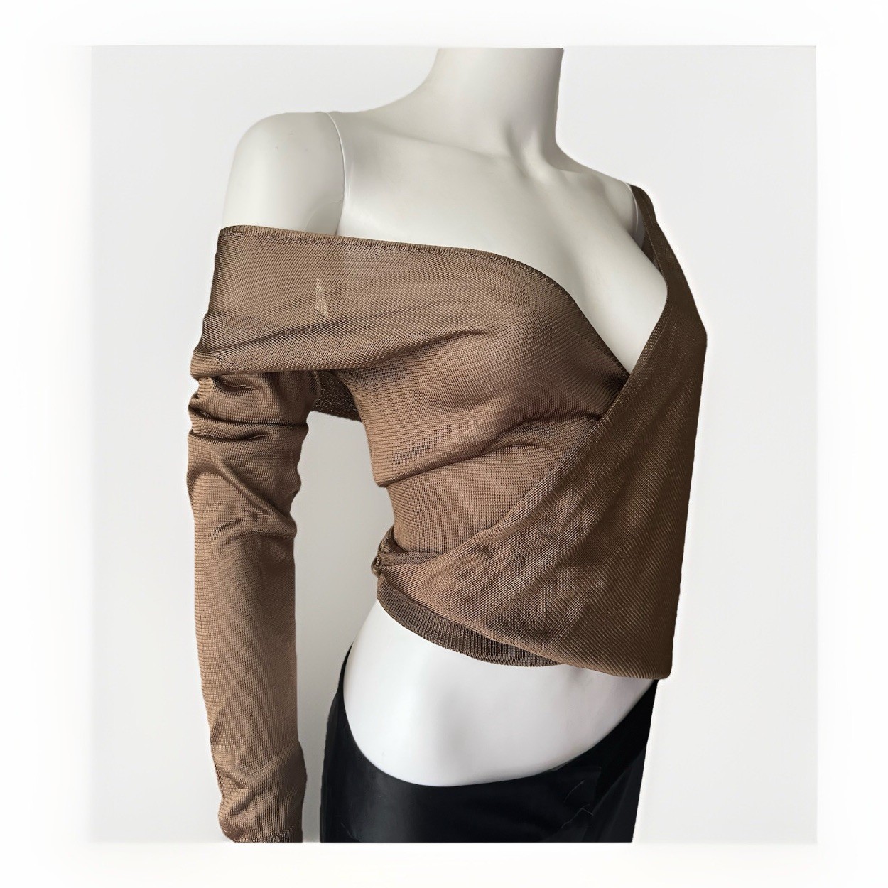 Crop top vintage Yves Saint Laurent Rive asimmetrico spalle scoperte oro