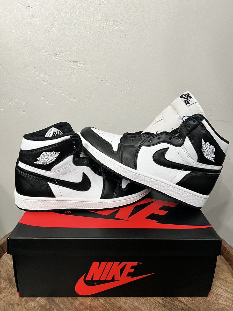 Size 8.5- Jordan 1 Retro High OG Black White (2014) Nike Size 8.5- Jordan 1 Retro High OG Black White (2014) Nike