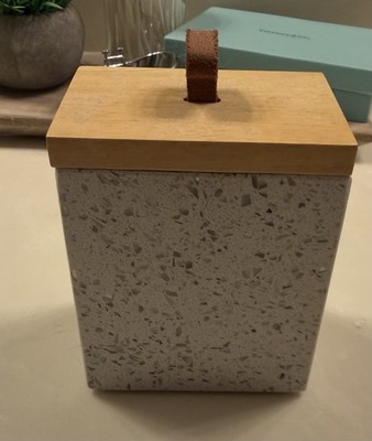 Bed Bath & Beyond Napa Cotton Jar. Speckled Stone. Used. Good Condition.