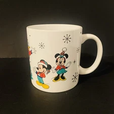 Disney Mickey & Friends Christmas Mug 24oz Large Ceramic Coffee Cup Zrike Brands