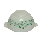New ListingVINTAGE PYREX GREEN IVY 1.5 PINT CINDERELLA MIXING DIP BOWL