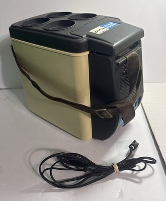 Vector 12-Volt DC Travel Cooler and Warmer VEC221. ''WITH POWER CORD''  WORKS