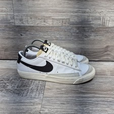 Nike Blazer Low '77 Black  White Leather Sneaker Shoes Womens Size 7.5