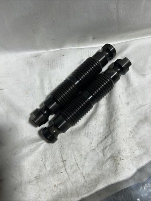Dayton Parts 327-544 2-Pack Threaded Leaf Spring Pins For Peterbilt (R1DE2)