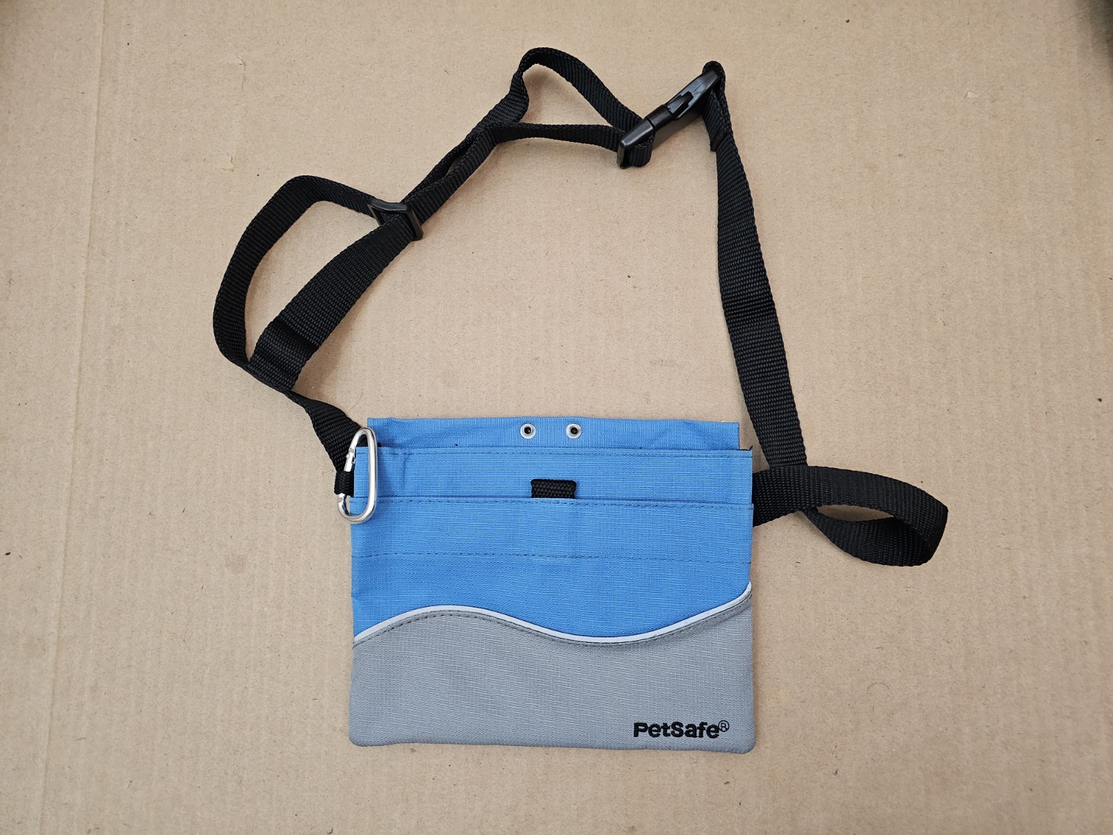 PetSafe Treat Pouch Sport w/ Clip, Detachable Belt, and Dual