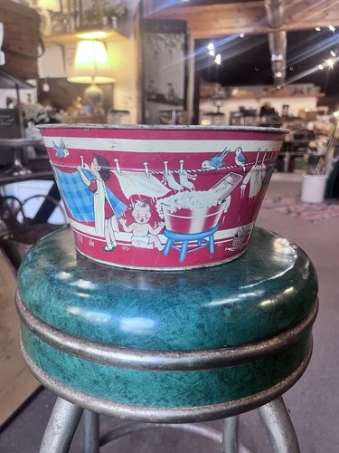 Vintage Wolverine Tin Litho Sand Pail Girl Boy Laundry Birds 50s Bucket Toy Baby