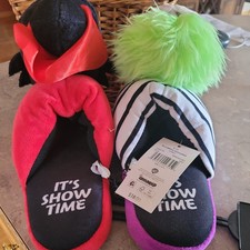 Ground Up Beetlejuice Slippers Size 9-10 Slip On Plush Shoes Lightweight