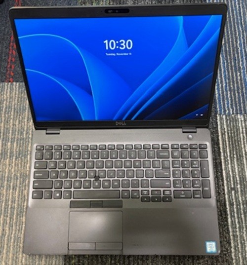 Dell Latitude 5520, 15.6-Inch Laptop, with Intel Core i7, Windows 11 Pro