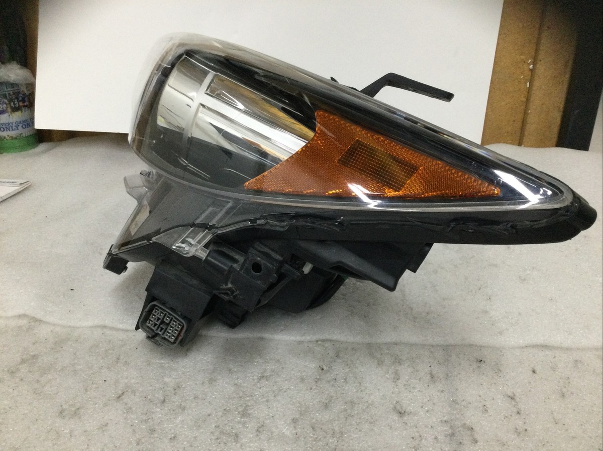 2017-2020 MAZDA CX-5 CX5 FRONT LEFT SIDE HEADLIGHT K12451040 OEM