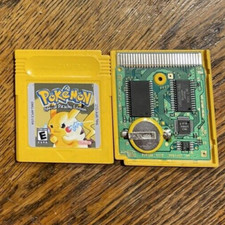 Pok mon Yellow Version Nintendo Gameboy Color Special Pikachu Edition Tested