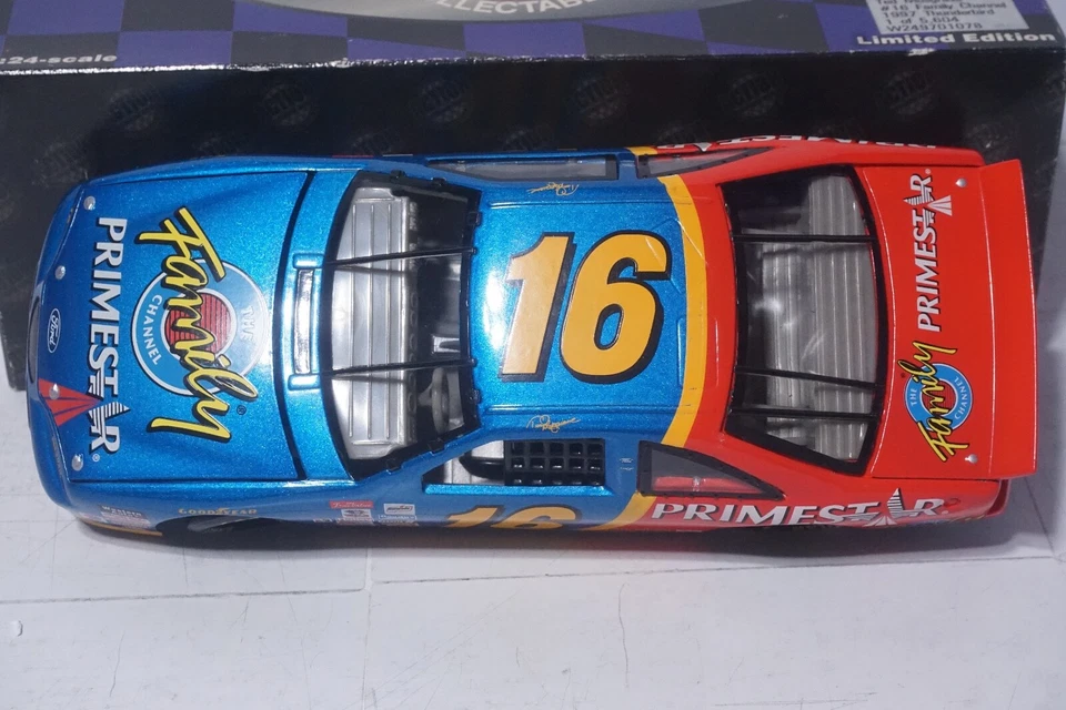 Ted Musgrave Family Channel #16 NASCAR 1:24 Ford Thunderbird Action Diecast - Image 3 of 4