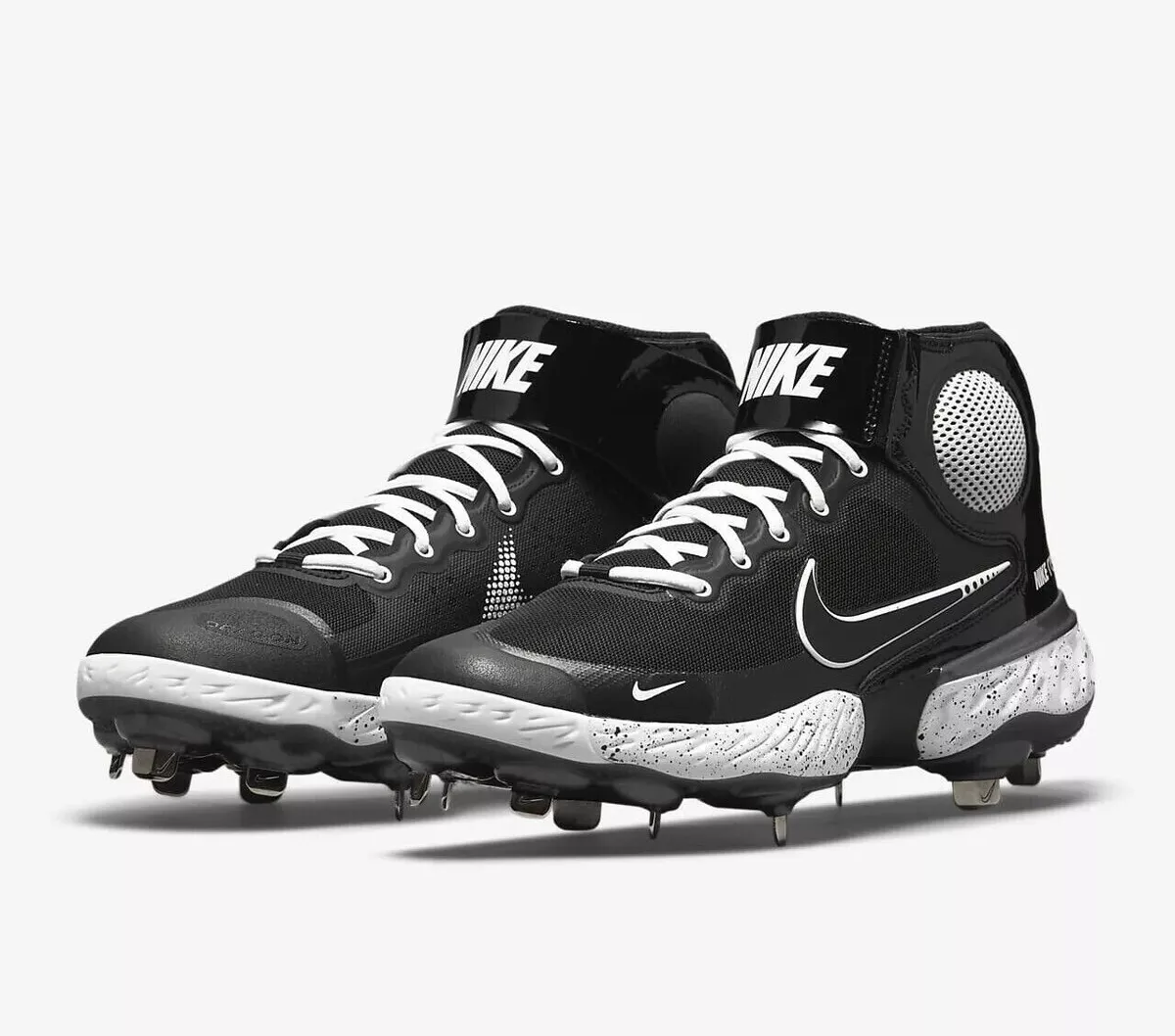 Mid metal deals baseball cleats