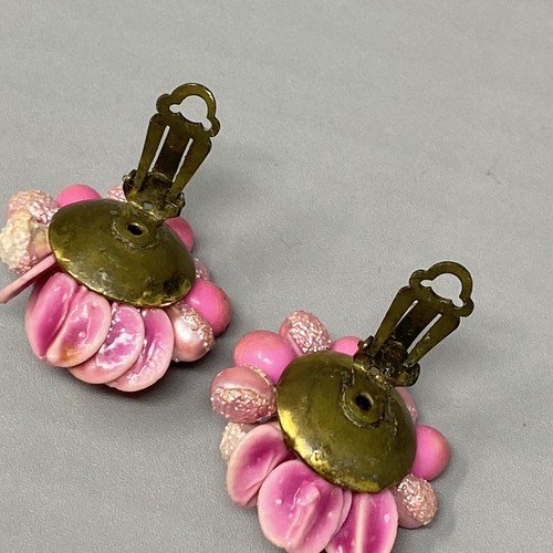 Western Germany Earrings Pink Purple Acrylic Sugared Flower Clip On Vintage 1" - Picture 7 of 9