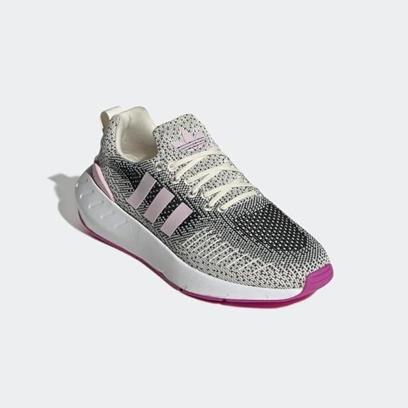 New Womens adidas Originals Swift Run 22 Running Shoes Size