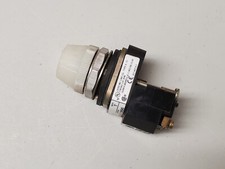 ALLEN BRADLEY 800T-P16W WHITE LENS PILOT LIGHT 800T-P16 W/ 40171-002-01 COIL