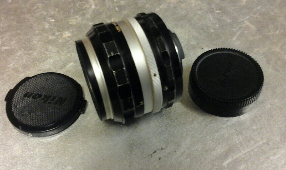 Nikkon NIKKOR-S Auto 1:14 f=50mm #1254977 with L1A 52mm Nikon