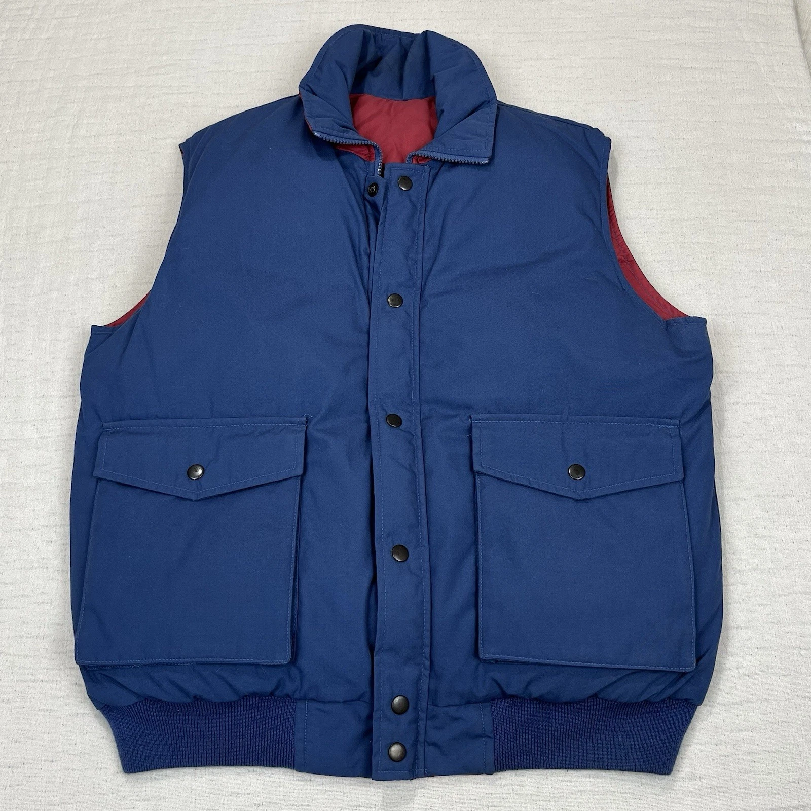 Outdoor Exchange Down Vest Men's Large Reversible Vest Blue Red Down Vest
Opens in a new window or t