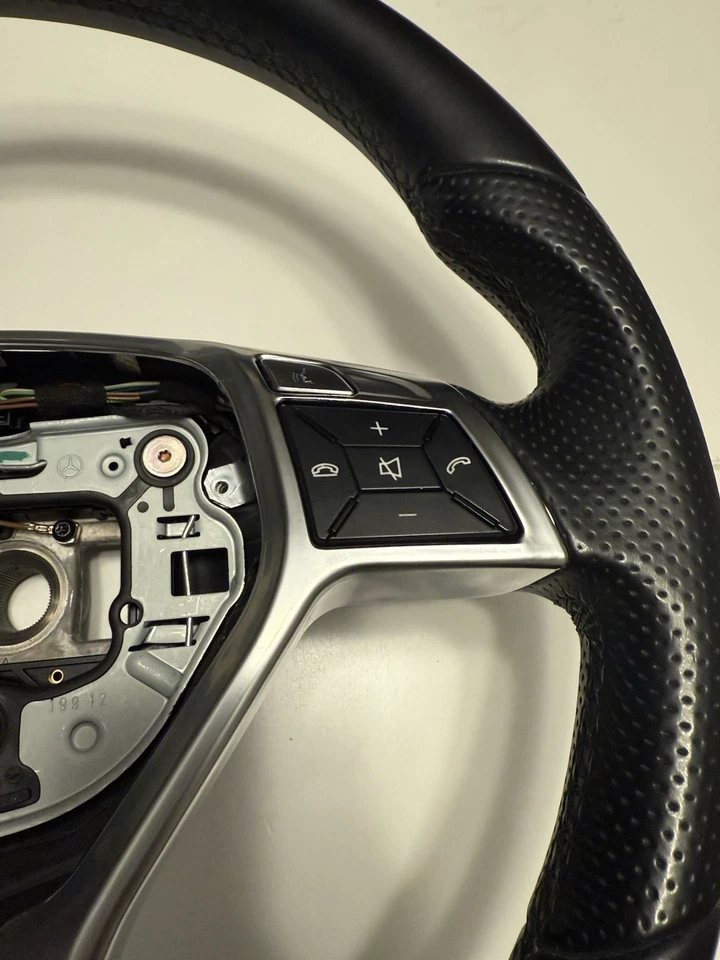 Conjunto de volante Mercedes W204 C250 C300 2012-2014 OEM Foto 3 de 4