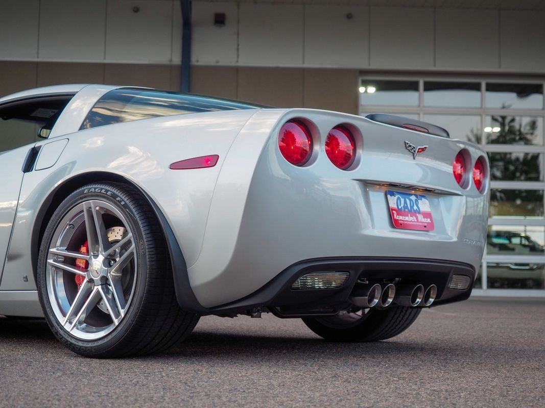 2007 Silver Chevrolet Corvette   | C6 Corvette Photo 5
