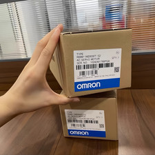 Original Omron R88M-1M20030T-S2 Servo Motor New Box Quick Delivery