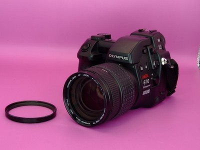 Olympus Camedia E-10 4.0 Megapixel Digital Camera w/ battery holder TESTED