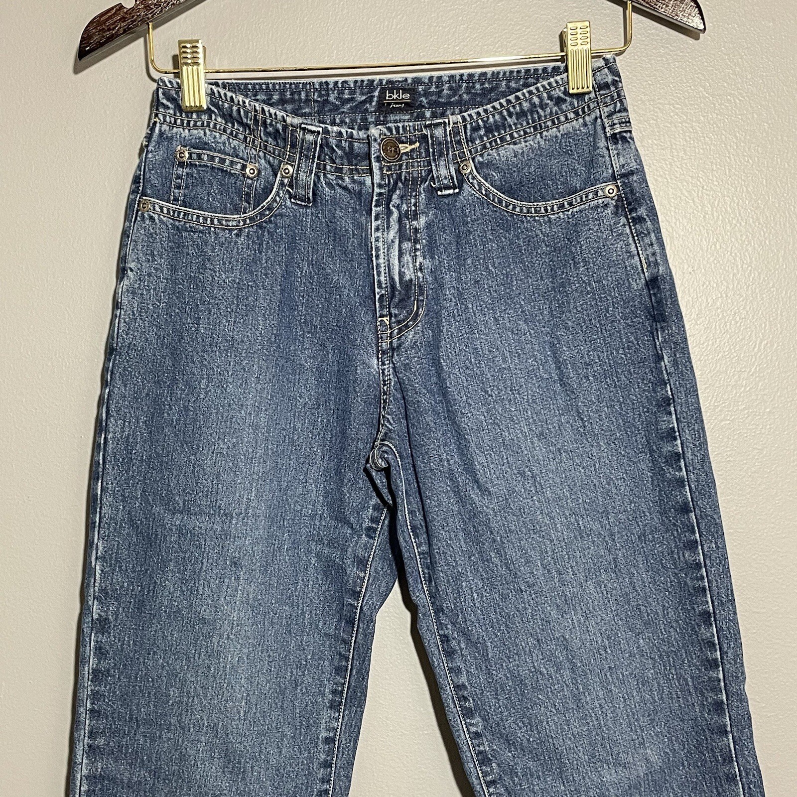 Picture 3 of 11