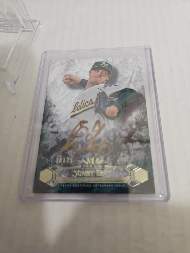 2016 Topps SONNY GRAY TIER ONE GOLD INK AUTO 10/25 - Image 3 of 4