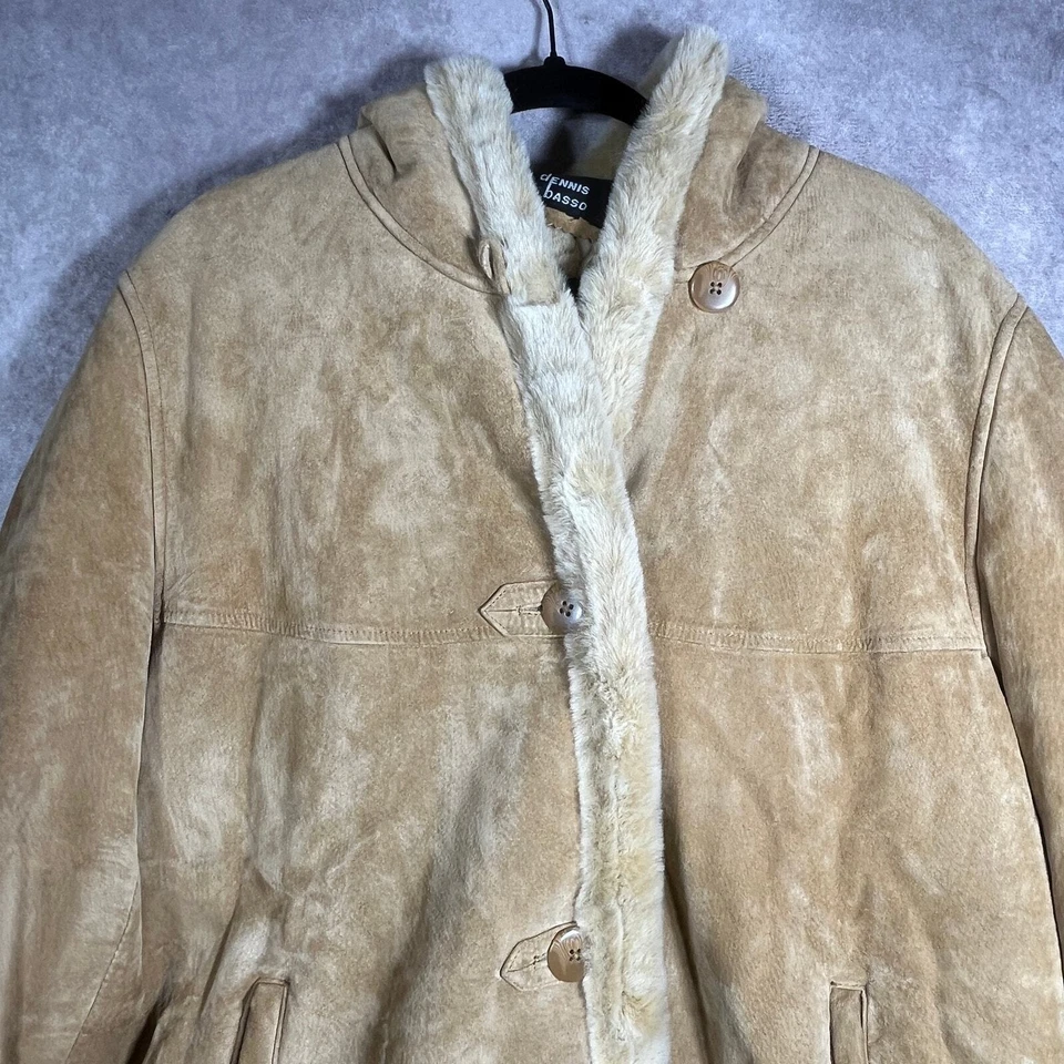 Chaqueta de gamuza Dennis Basso para mujer grande tostada con capucha forrada de piel sintética esposas de la mafia Foto 2 de 4